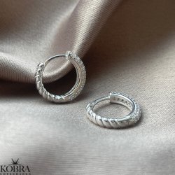 "Nessa" slv reringe med hvide sten