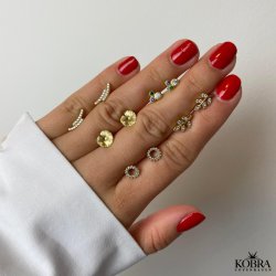 "Ilsa" rund guld reringe med hvide sten