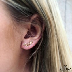 "Nadine" sm 18 karat forgyldt blade som sidder "op ad ret"