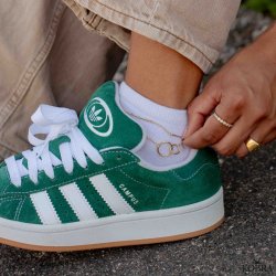 "Holly" forgyldt ankelkde