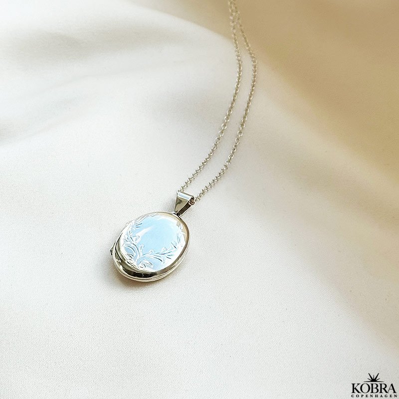 "Ophelia" slv medaljon med med personlig gravering