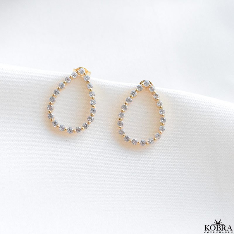 "Lara" drbeformet guld reringe med sten