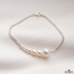 "Paloma" silver panzer chain bracelet with genuine pearls
