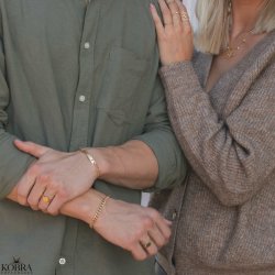 "Pool" smuk guld ring med hvide zirkonia sten