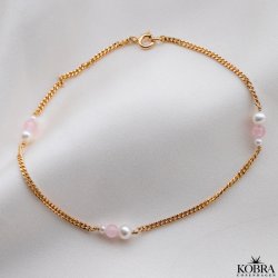 "Peach" håndlavet guld ankelkæde i 2 mm. panzerkæde med hvide perler