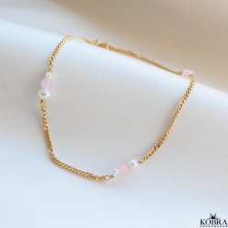 "Peach" håndlavet guld ankelkæde i 2 mm. panzerkæde med hvide perler