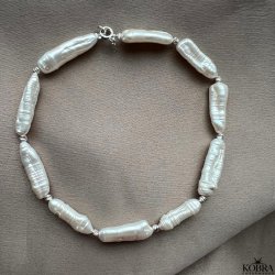 "Amanda" ankelkde med store gte ferskvandsperler med slvlukning