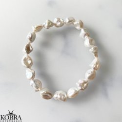 "Maggie" armbnd med gte ferskvandsperler