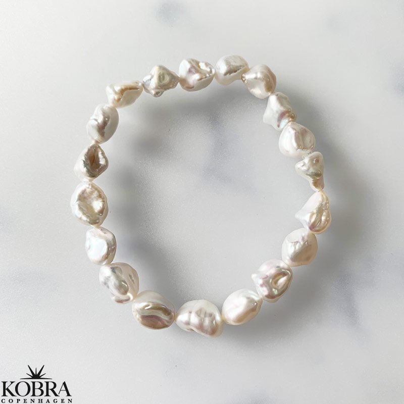 "Maggie" armbnd med gte ferskvandsperler
