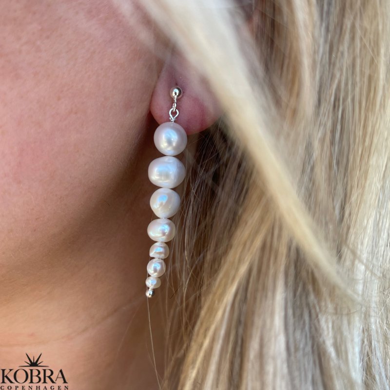 "Paloma" earrings with genuine freshwater pearls in sterling silver