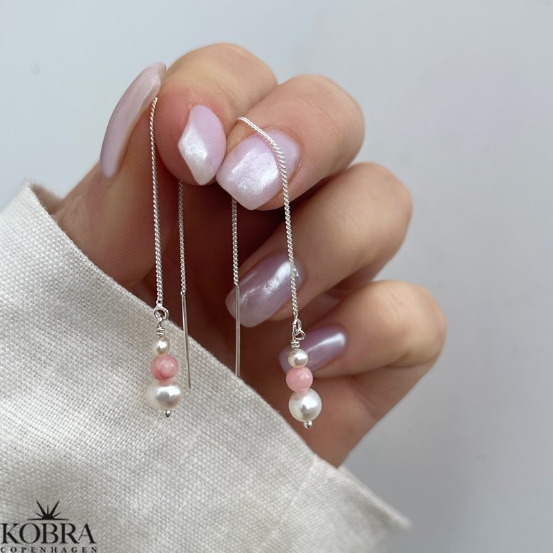 "Peach" slv retrd med hvide og lyserde perler 