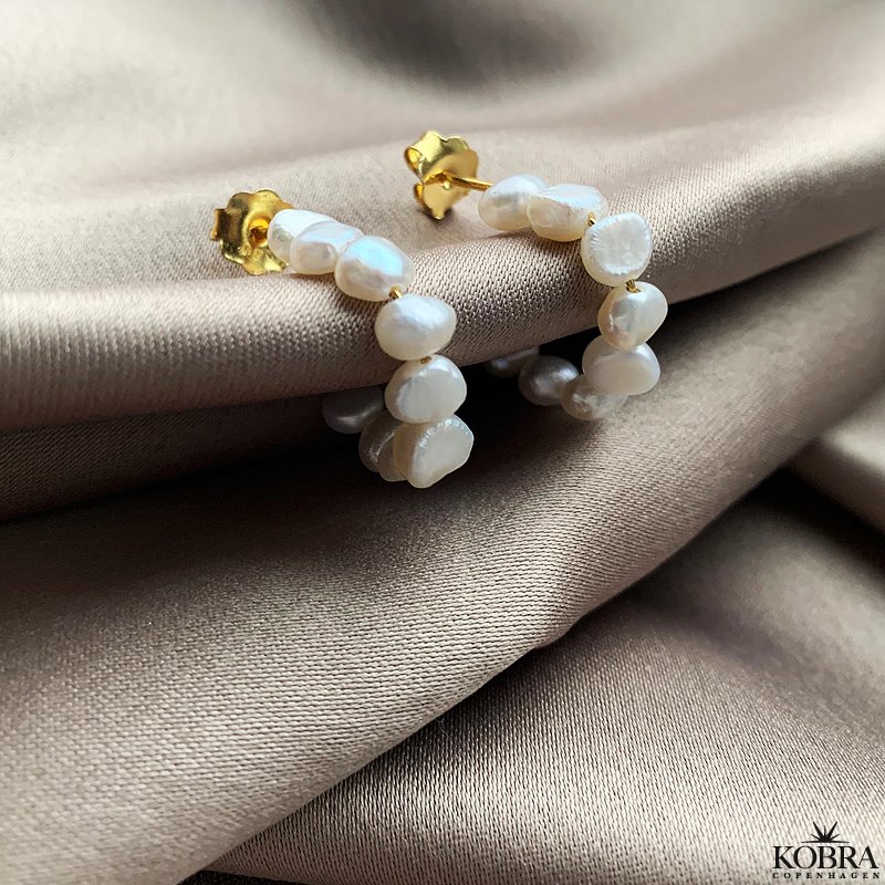 "Maggie" guld perle hoops / øreringe