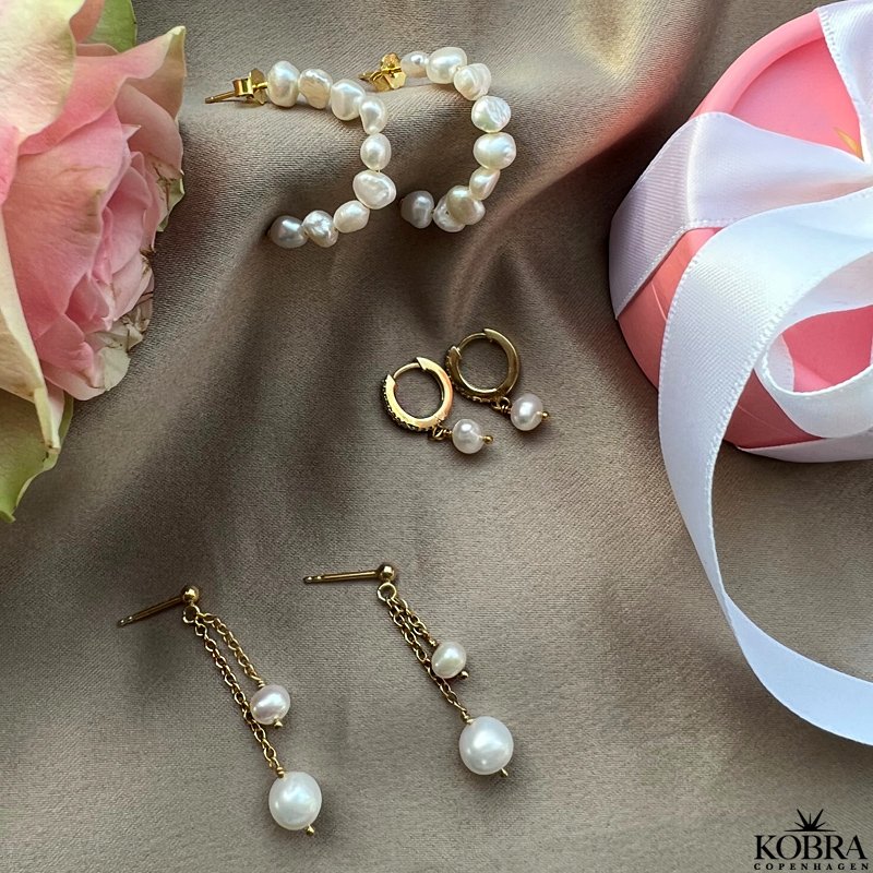 "Sierra" guld reringe med gte ferskvandsperler