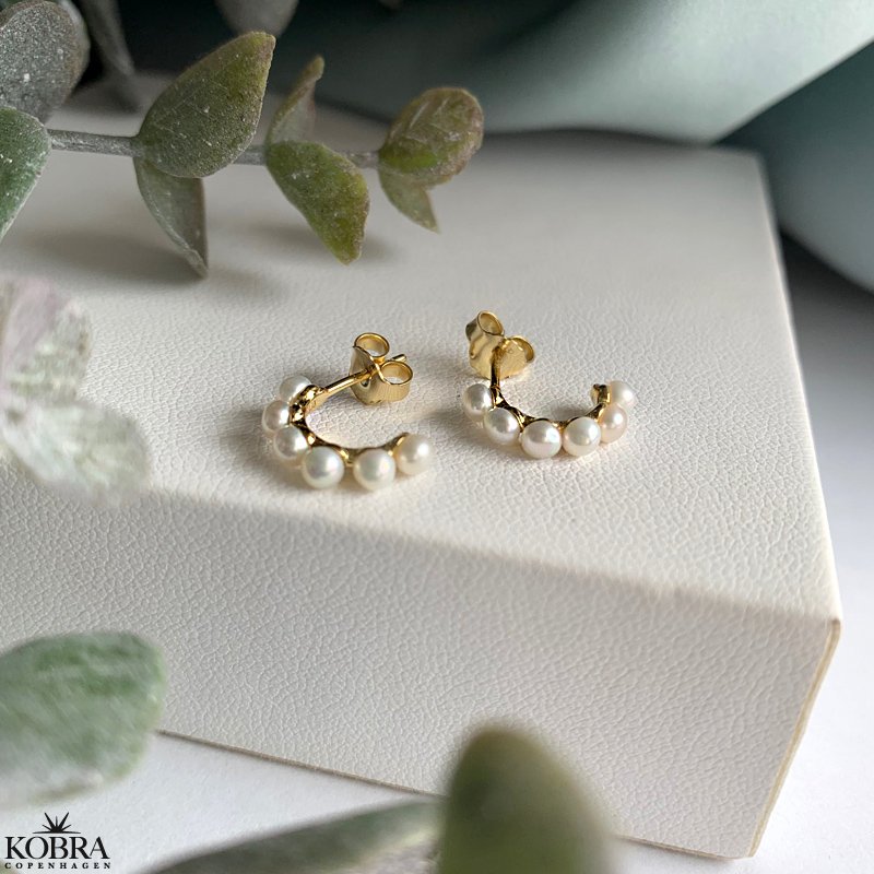 "Floria" 18 karat forgyldte reringe med ferskvandsperler