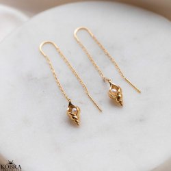 "Pearl Breeze" 18 karat forgyldte perlereringe med konkylie og ferskvandsperler