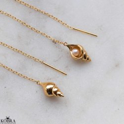 "Pearl Breeze" 18 karat forgyldte perlereringe med konkylie og ferskvandsperler