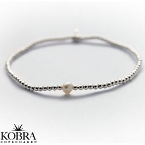 Silver bracelet 