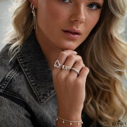 "Balance" silver bracelet with genuine freshwater pearls