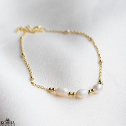 "Amabel" guld armbnd med ferskvandsperler