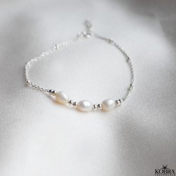 "Amabel" slv armbnd med ferskvandsperler