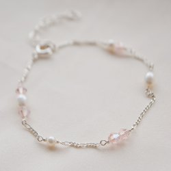 "Blush Pearl" Silver bracelet with pearls and stones