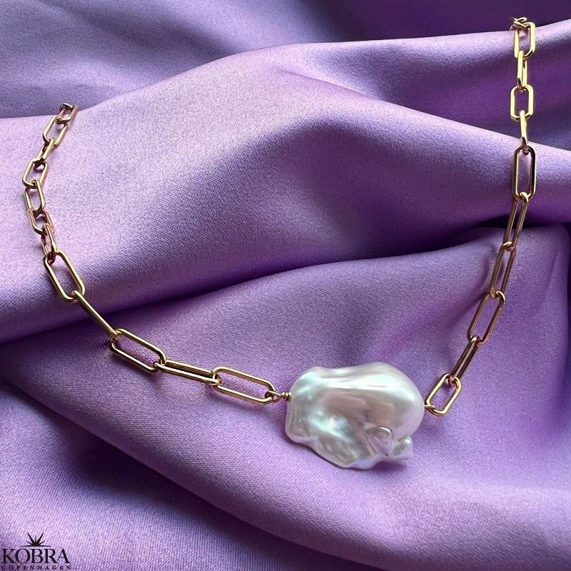 "Sarasota" guld halskde med stor ferskvandsperle