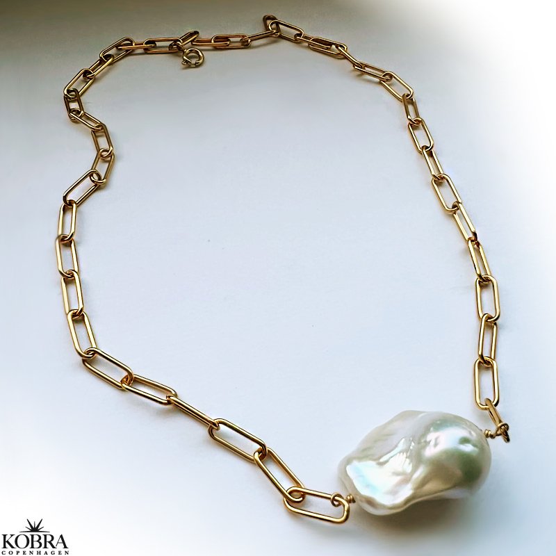"Sarasota" guld halskde med stor ferskvandsperle