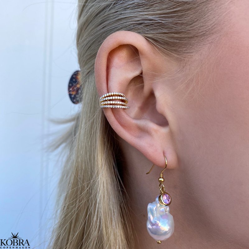 "Shine" stor earcuff i guld med hvide sten