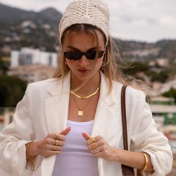 "Signature Letter" 18k guldpl�terat handgjort halsband