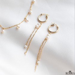 "Balance" gold necklace with real freshwater pearls