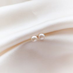 "Margrethe" silver�rh�ngen med s�tvattensp�rlor (5 mm p�rla)