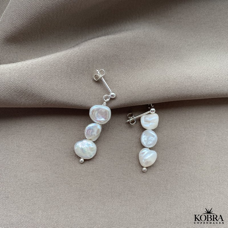 "Shake" perle reringe med organiske ferskvandsperler i slv