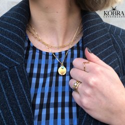 "Triumf" guld amulet halskęde med gravering