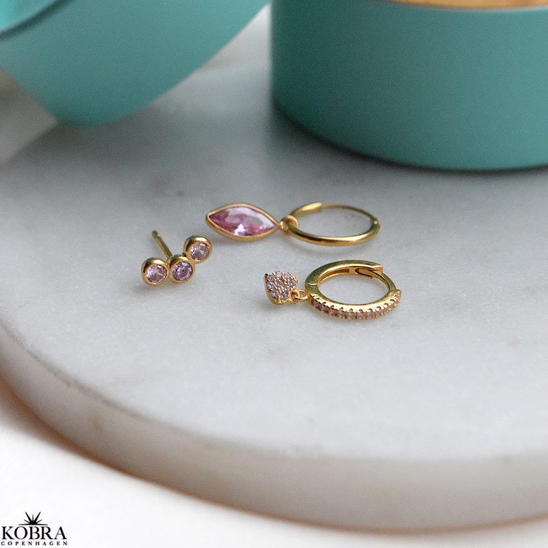 "Pink Passion" 3 stk guld reringe med pink tema
