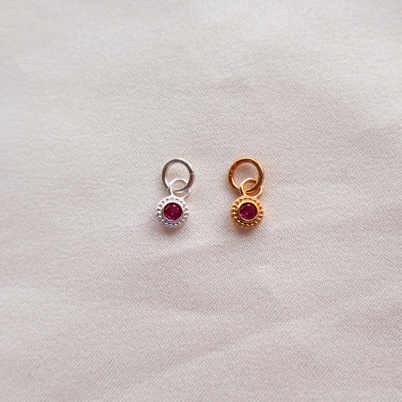 "Poise" Birthstone i s�lv eller forgyldt