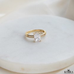 "Vanity" guld ring med hvide zirkonia sten