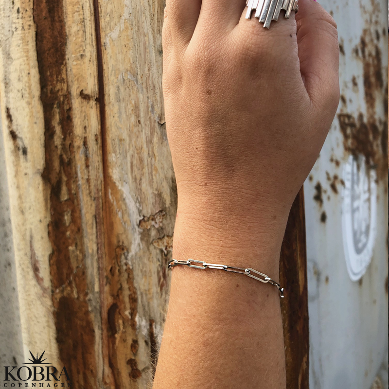 "Quinn" sterling silver chain bracelet