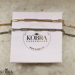 "Quinn" kde i slv eller guld