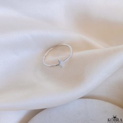 "Trust" slv ring med kors