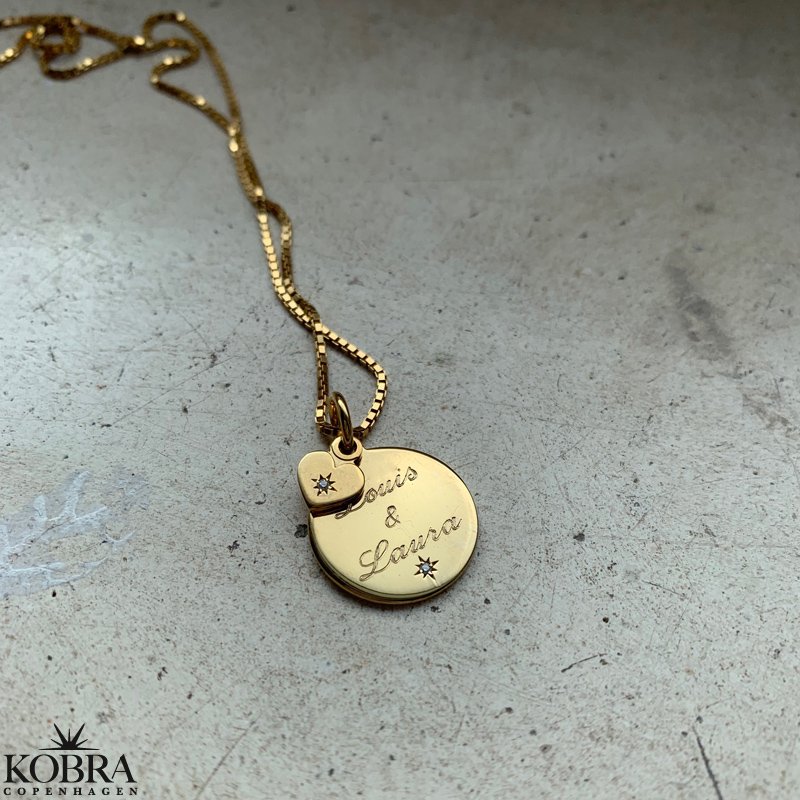"Rocket" guld halskde med hjertevedhng og din gravering