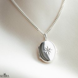 "Rocket" oval slv medaljon med fin hvid sten