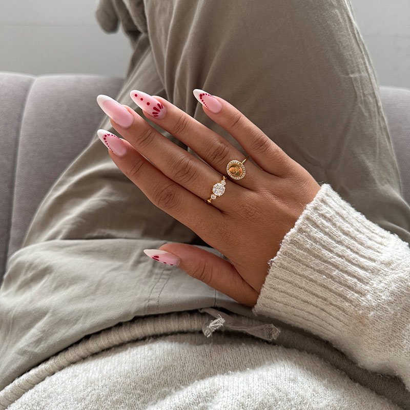 "Rosalia" 18 carat goldplated Ring � White Zirconia