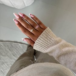 "Rosalia" silver ring with pink stones