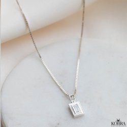 "Roxy" firkantet slv halskde med sten