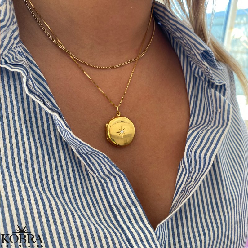 "Rocket" 18 karat forgyldt rund medaljon med din gravering