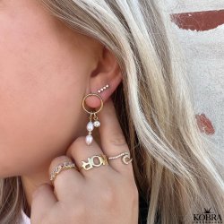 "Cheryl" guld reringe med ferskvandsperler samt zirkonia sten