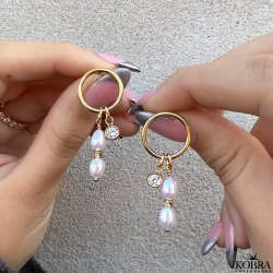 "Cheryl" guld reringe med ferskvandsperler samt zirkonia sten