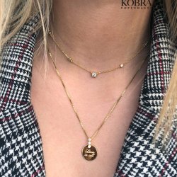 "Sunday" guld halskęde med sten inklusiv gravering