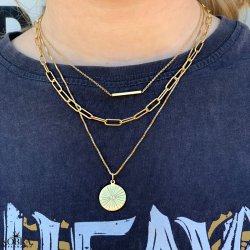 "Mayday Circle" guld halskde med gravering