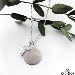 Slv halskde med lille kors vedhng - inklusiv gravering!